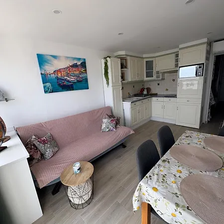 아파트 Piso Sofia 엠푸리아브라바